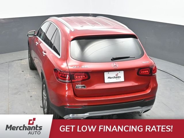 Used 2022 Red Mercedes-Benz GLC 300 image 34