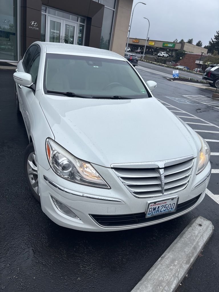 2012 Hyundai Genesis 3.8