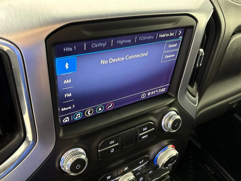 Used 2020 White GMC SLT image 49