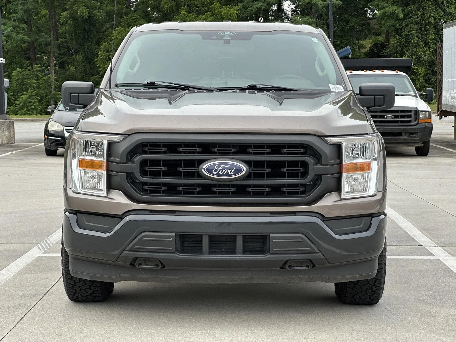 Used 2022 Stone Gray Metallic Ford XL image 2