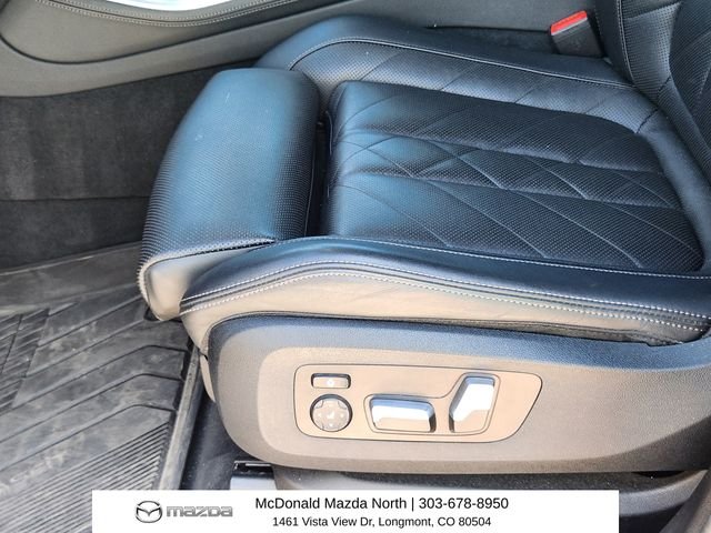 Used 2023 Gray BMW xDrive40i image 8