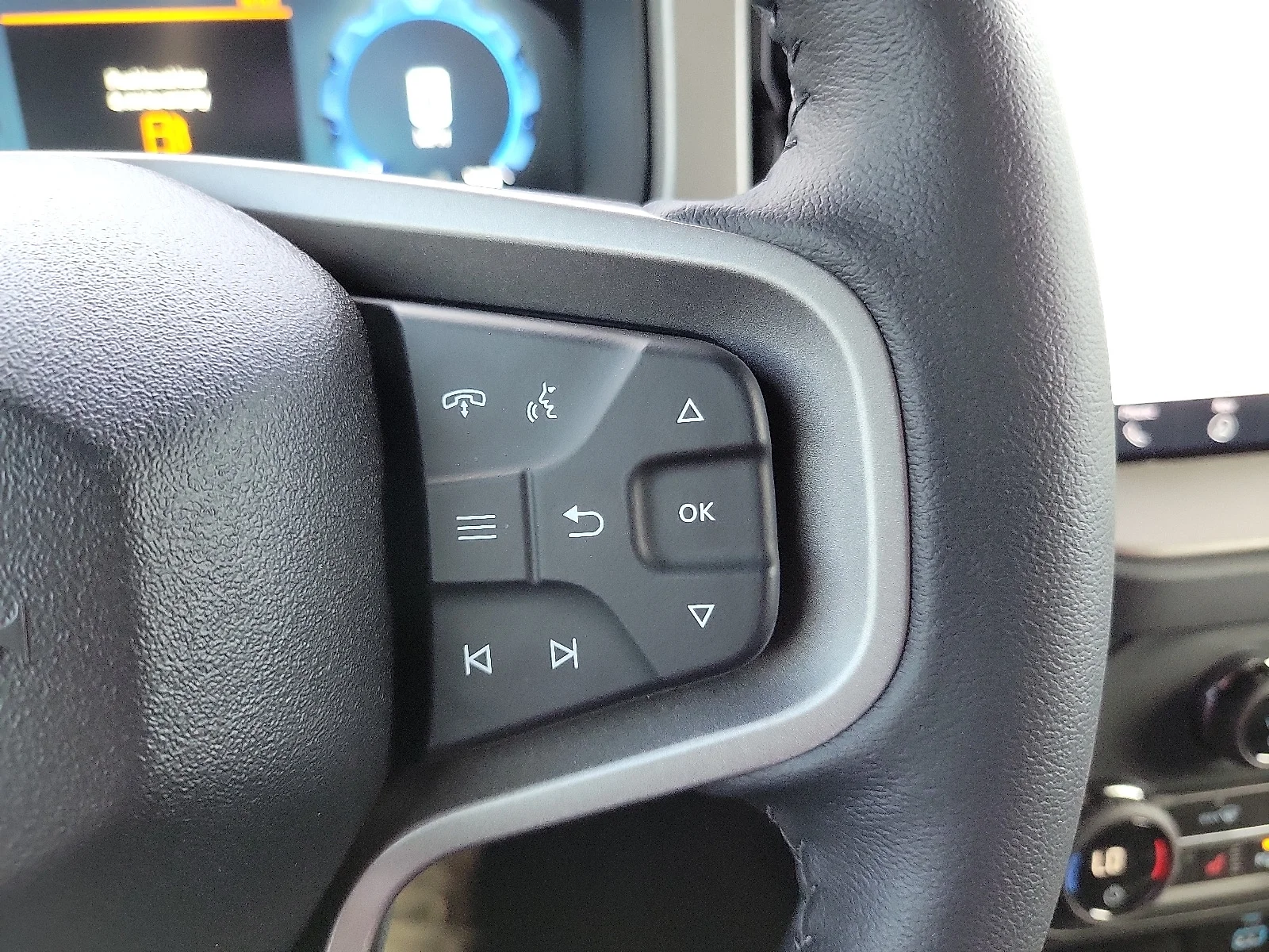 New 2025 Desert Sand Ford Outer Banks&reg; image 18
