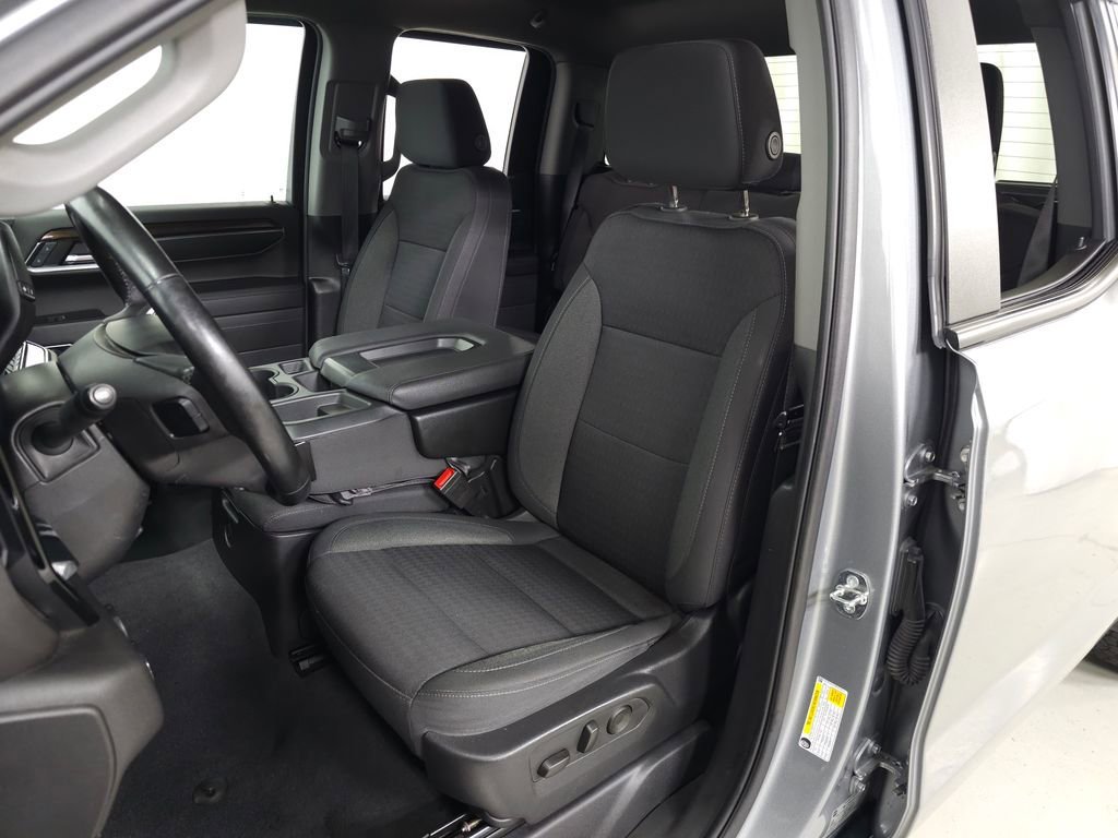 Used 2023 Sterling Gray Metallic Chevrolet LT (2FL) image 17