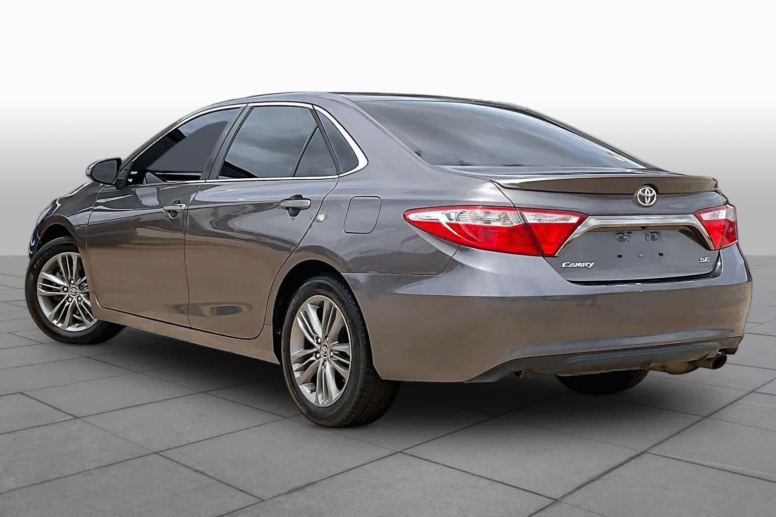 Used 2015 Predawn Gray Mica Toyota SE image 10