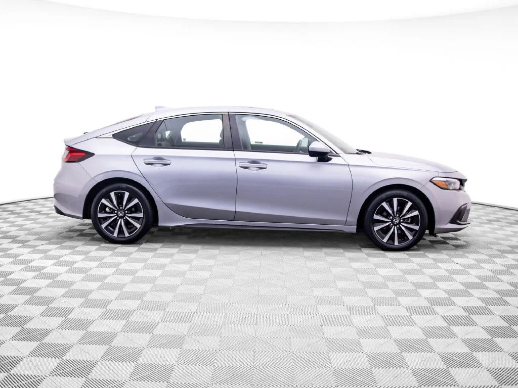 Certified Used 2024  Honda EX-L image 8