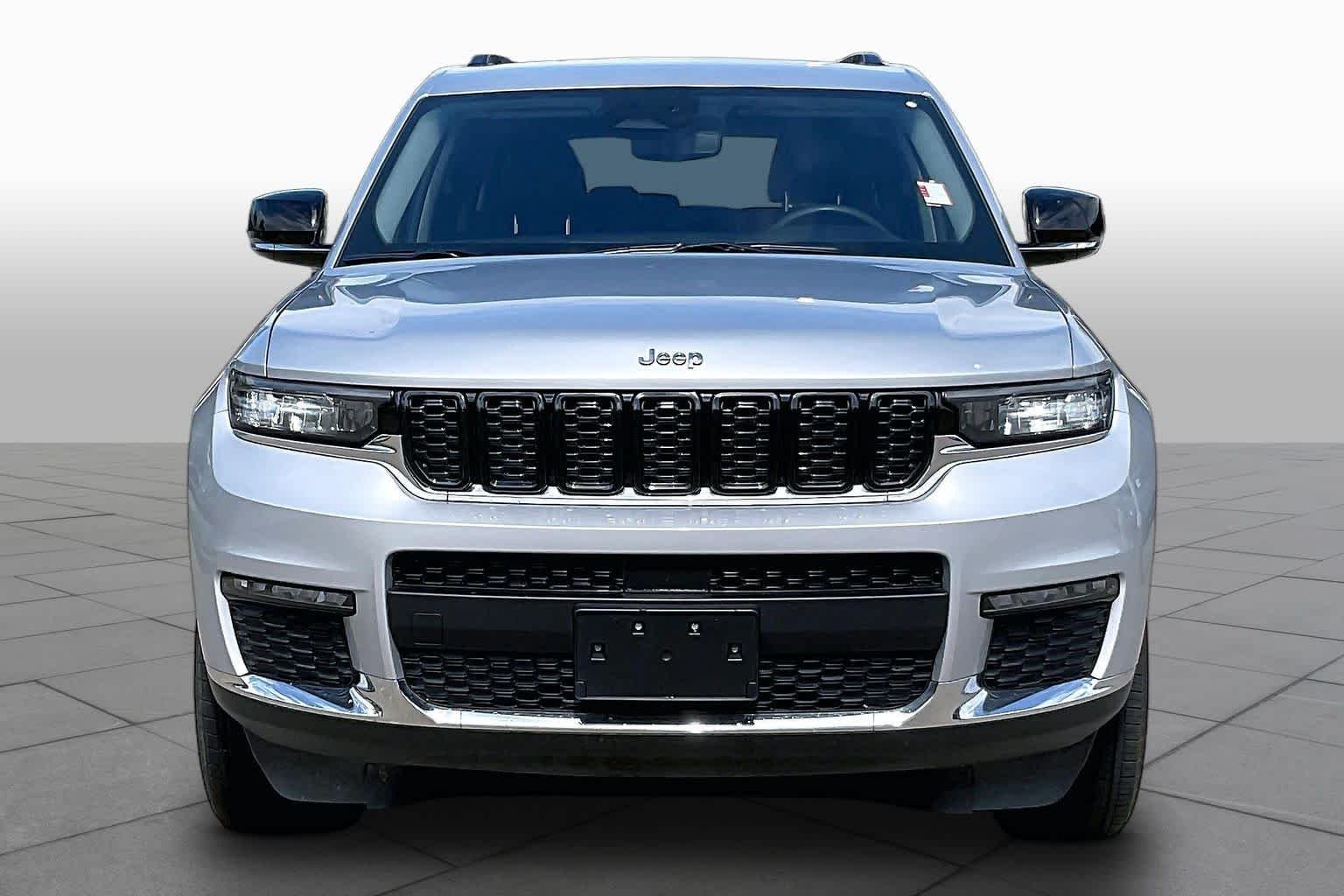 Certified Used 2023 Silver Zynith Jeep Limited image 4