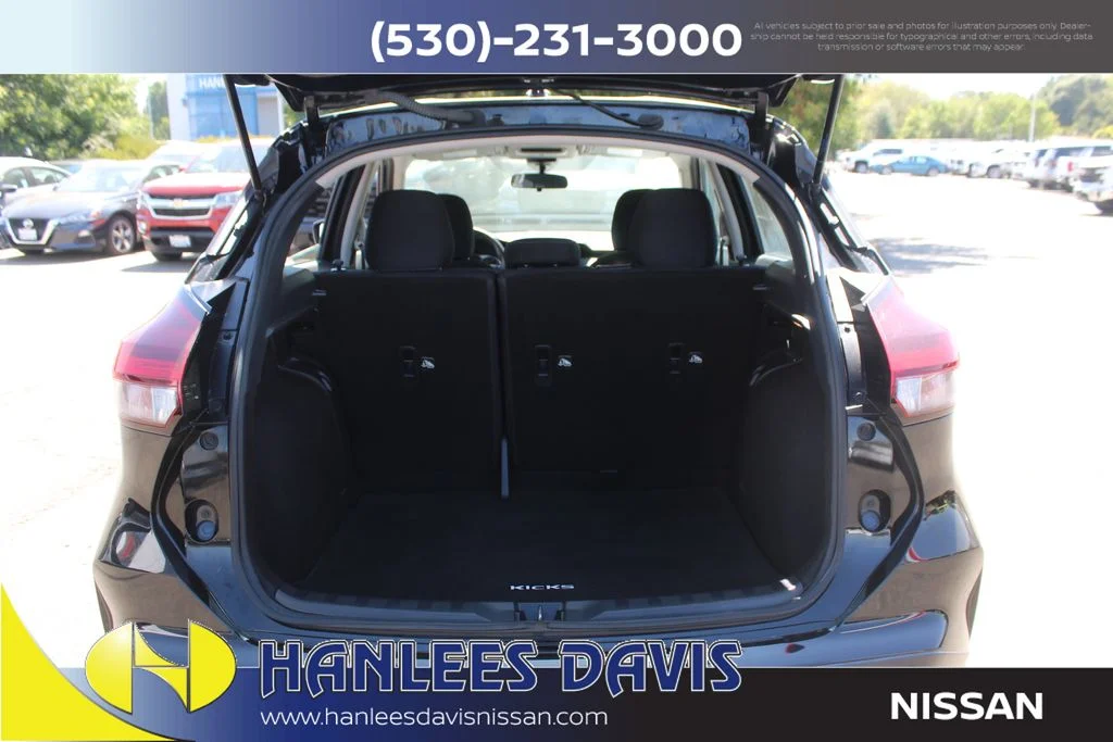 Used 2022 Black Nissan S image 10