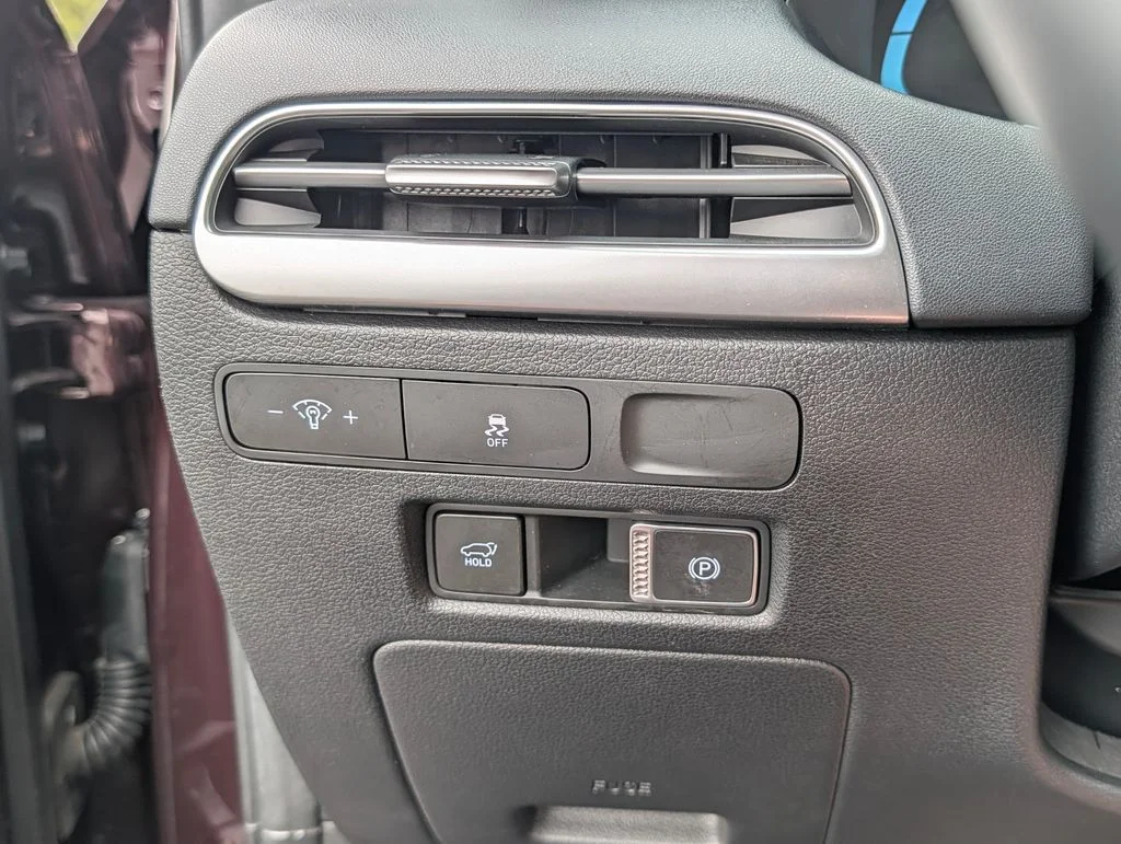Used 2024 Red Hyundai SEL image 33