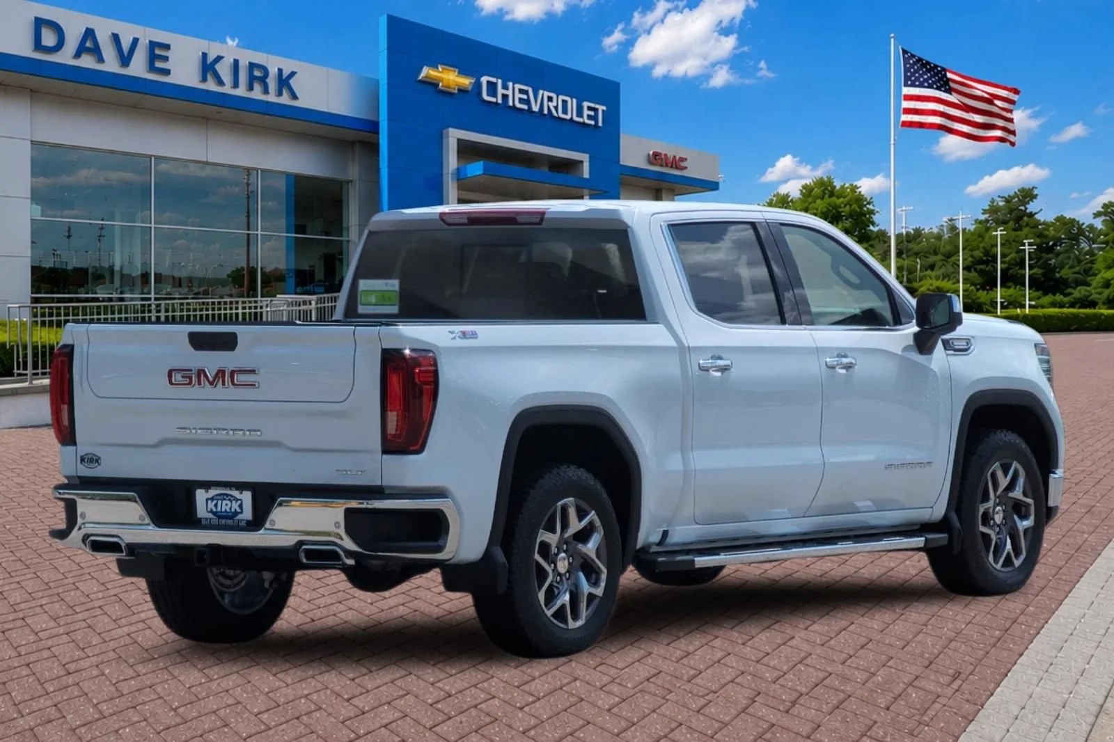 New 2026 Glacier White Tricoat GMC SLT image 3