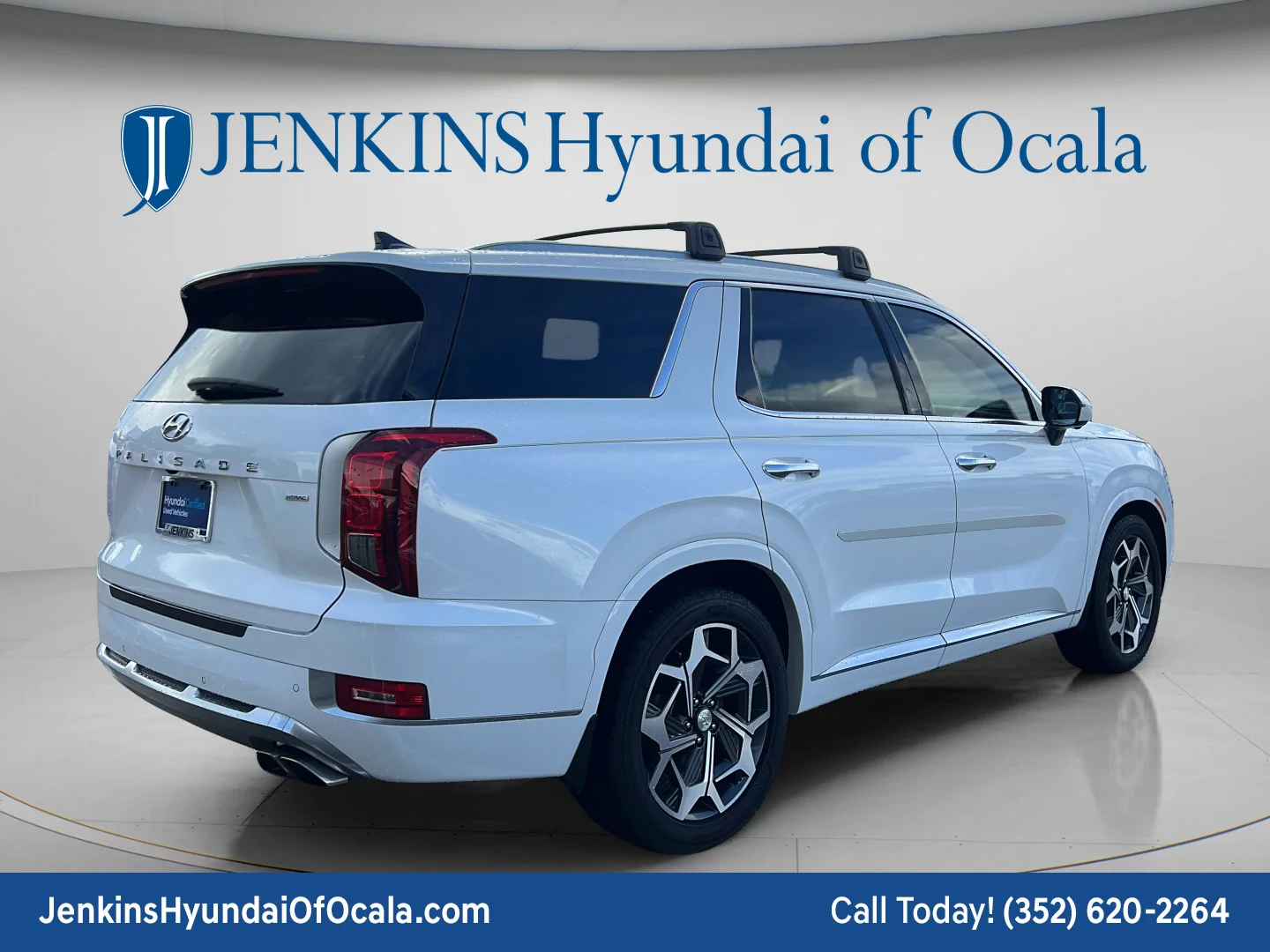 Used 2021 Hyper White Hyundai Calligraphy image 3