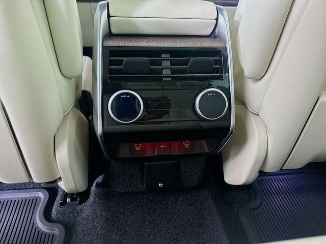 2023 Land Rover Range Rover SE - Photo 25