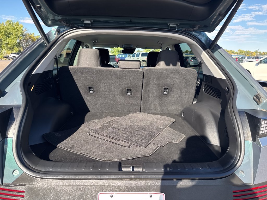 Used 2024 Digital Teal Hyundai SEL image 22