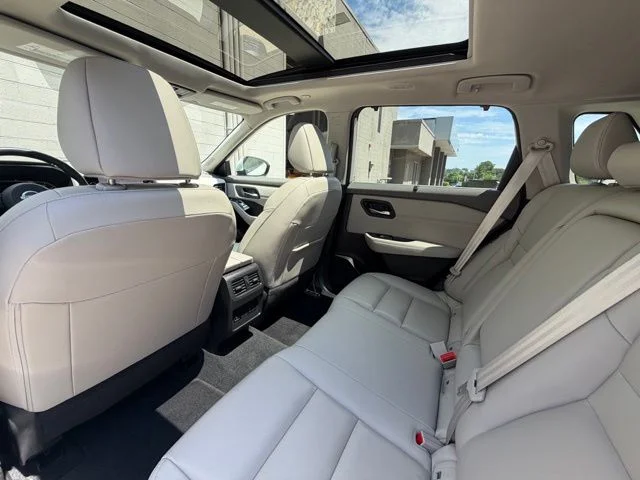 Certified Used 2023 White Nissan SL image 39