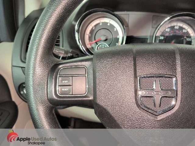 Used 2016 Beige Dodge SXT image 27