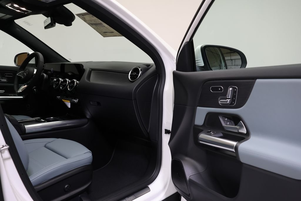Certified Used 2026 Polar White Mercedes-Benz GLA 250 image 48
