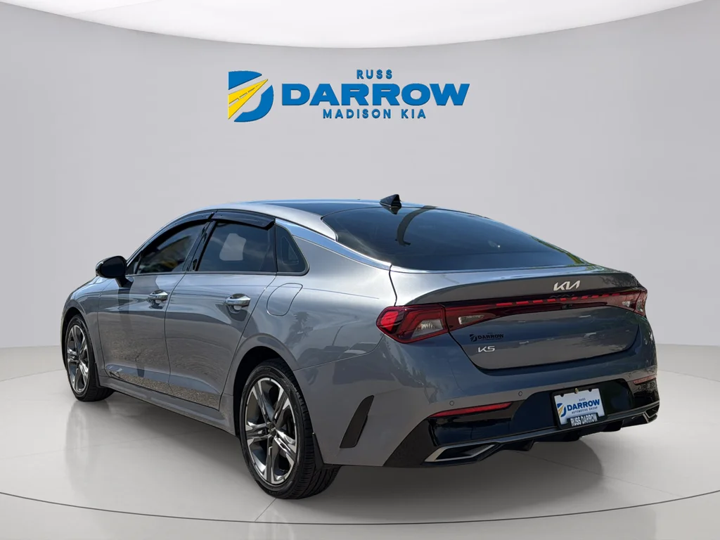 Used 2023 Everlasting Silver Kia EX image 3
