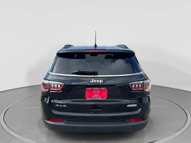 Used 2024 Black Jeep Latitude image 7