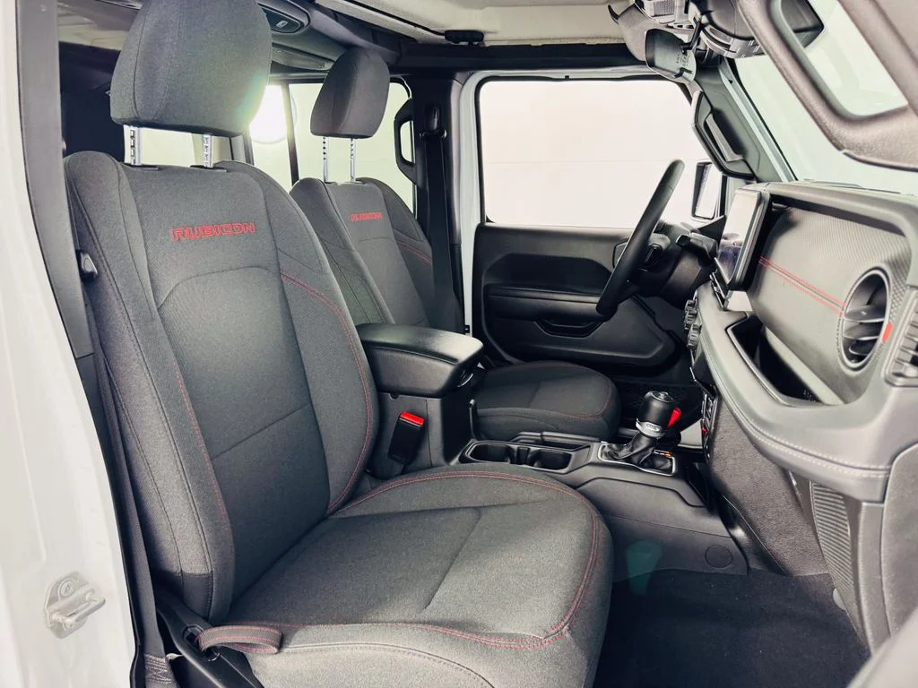 Used 2025 White Jeep Rubicon image 27