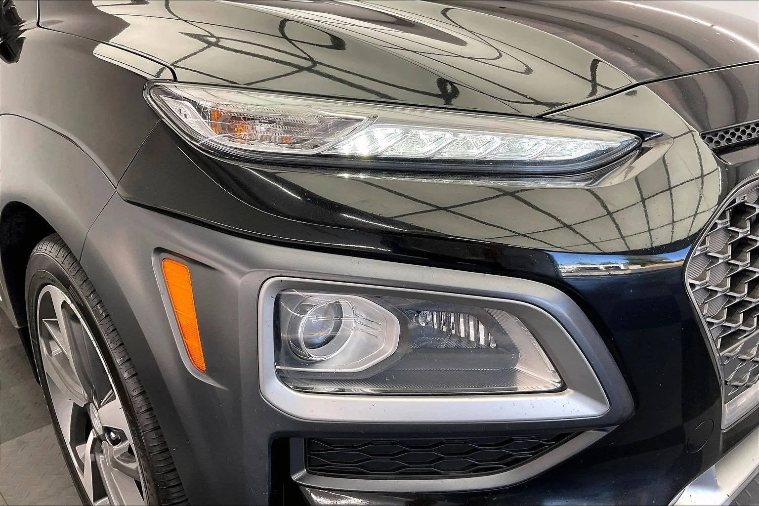 Used 2019 Ultra Black Pearl Hyundai Ultimate image 29