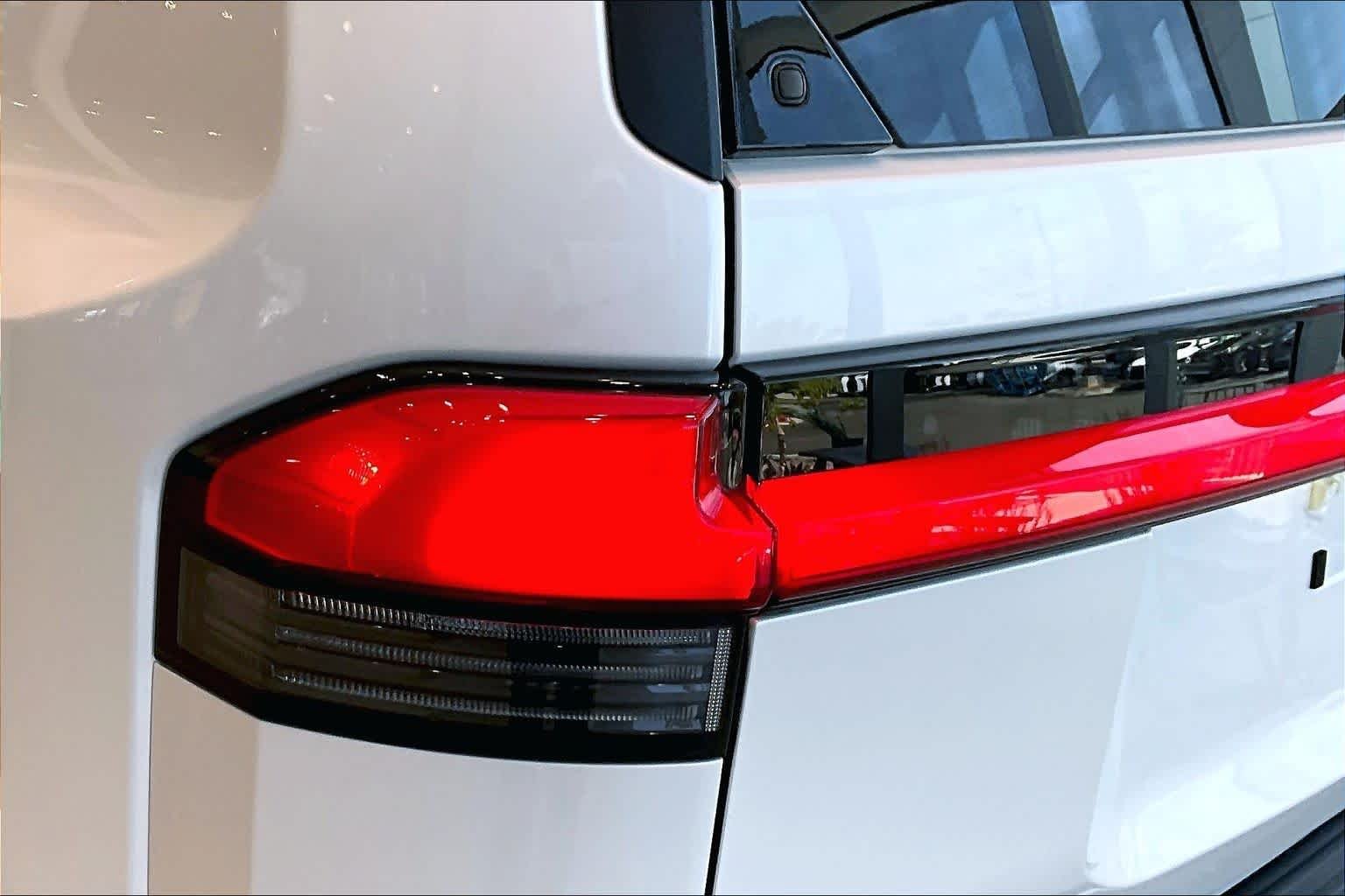Used 2024 Eminent White Pearl Lexus Overtrail image 26