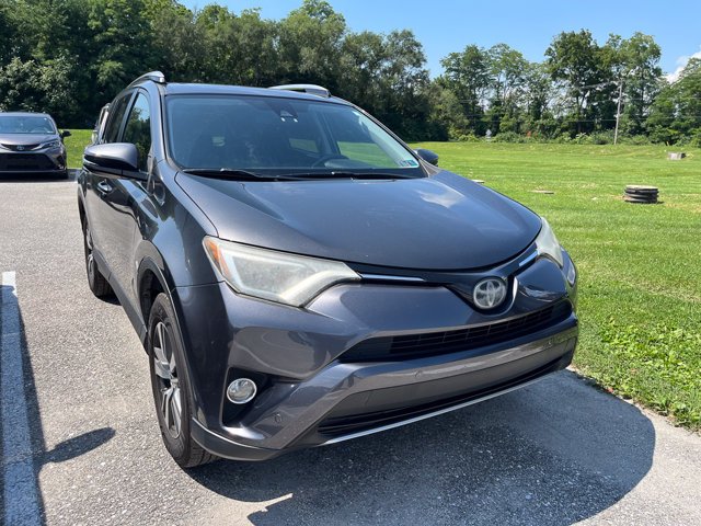 Used 2017 Magnetic Gray Metallic Toyota XLE image 1