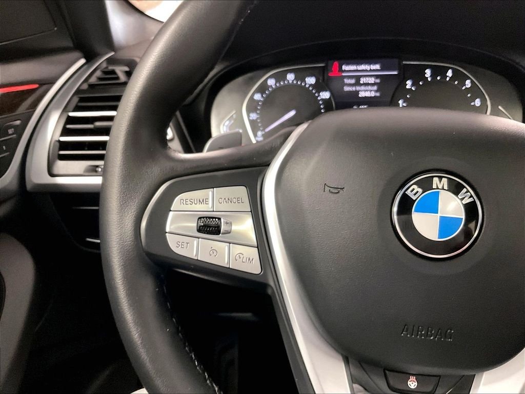 Used 2022 White BMW xDrive30i image 22