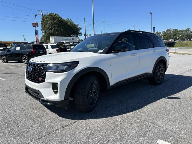 New 2026 Star White Metallic Tri-Coat Ford ST image 7