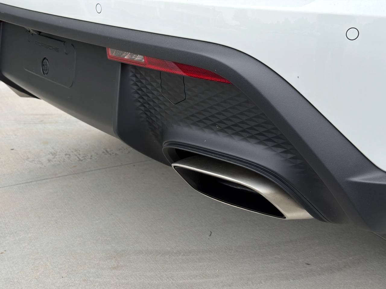 2026 Porsche Macan T - Photo 23