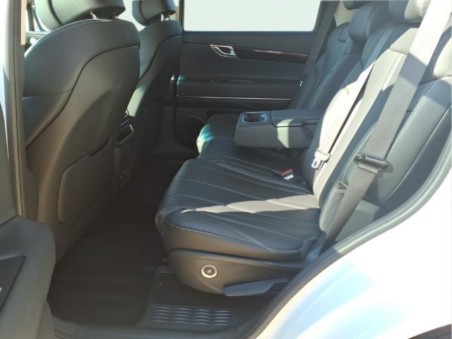 Used 2026  Genesis 2.5T image 21