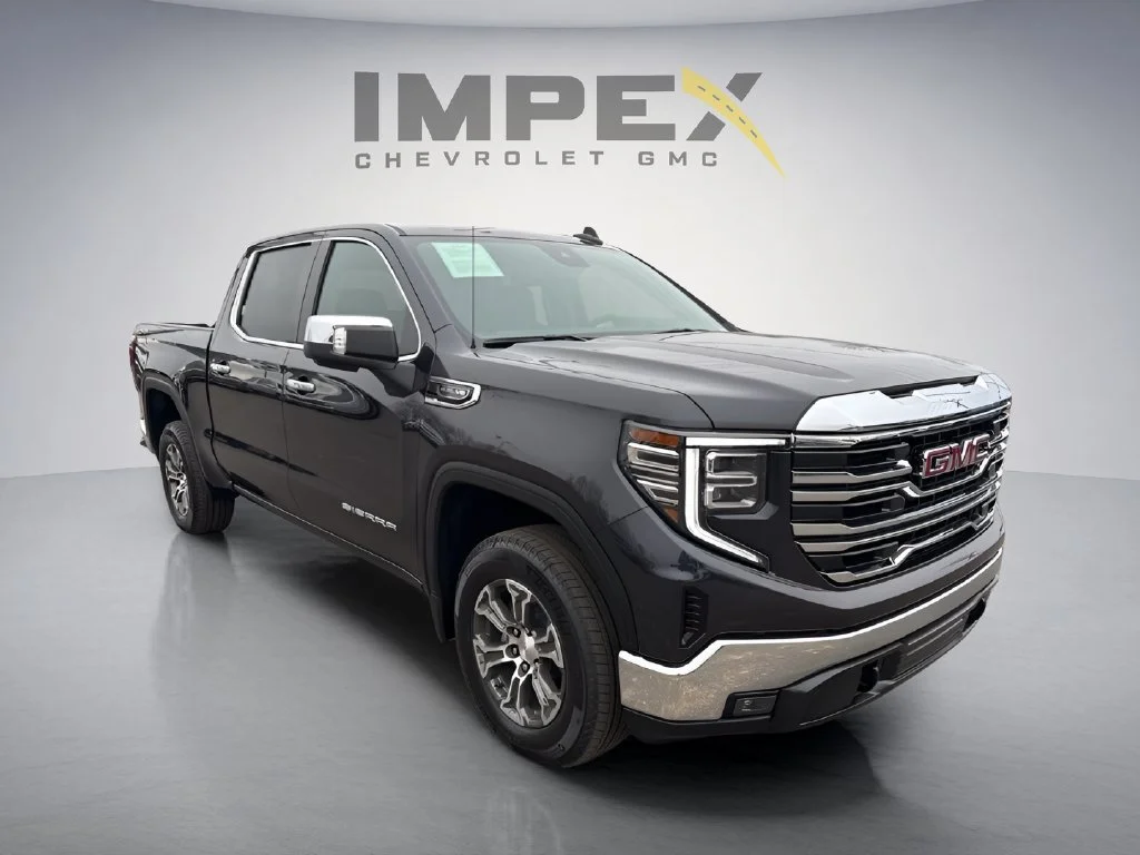 Used 2026 Titanium Rush Metallic GMC SLT image 7