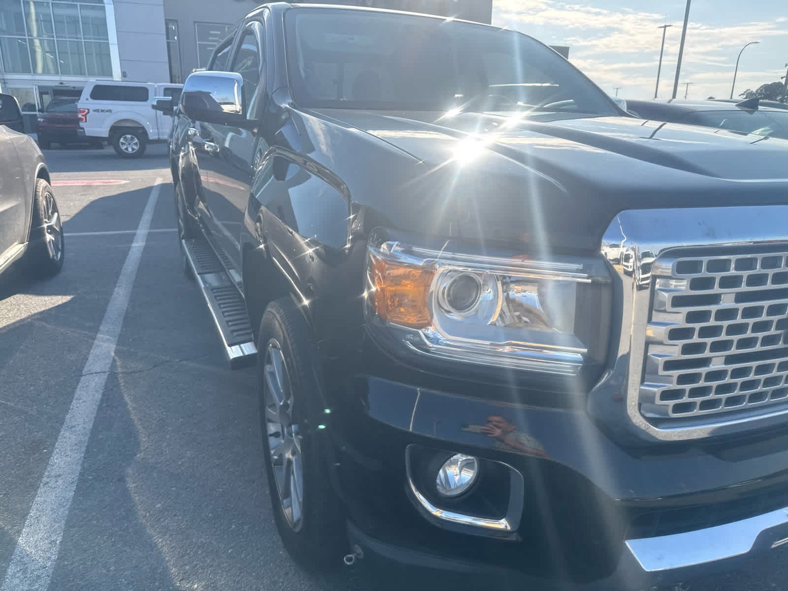 Used 2019 GMC Canyon Denali with VIN 1GTG6EEN0K1135085 for sale in Little Rock