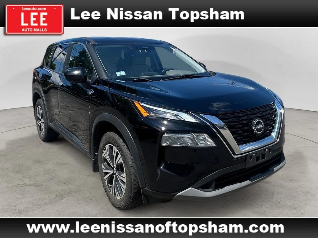 Used 2023 Super Black Nissan SV image 8