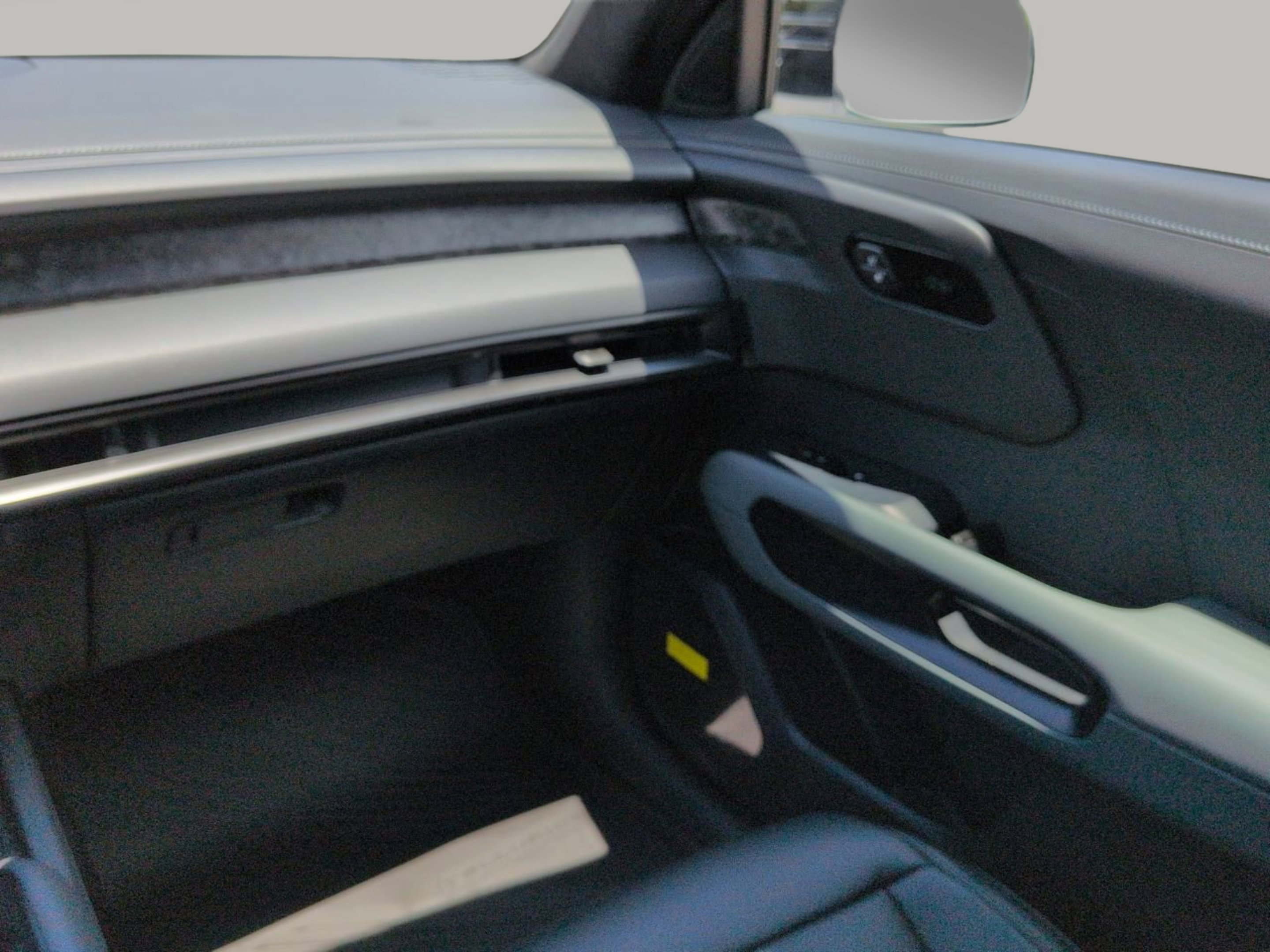 New 2027 Glacial White Kia X-Pro SX-Prestige image 22