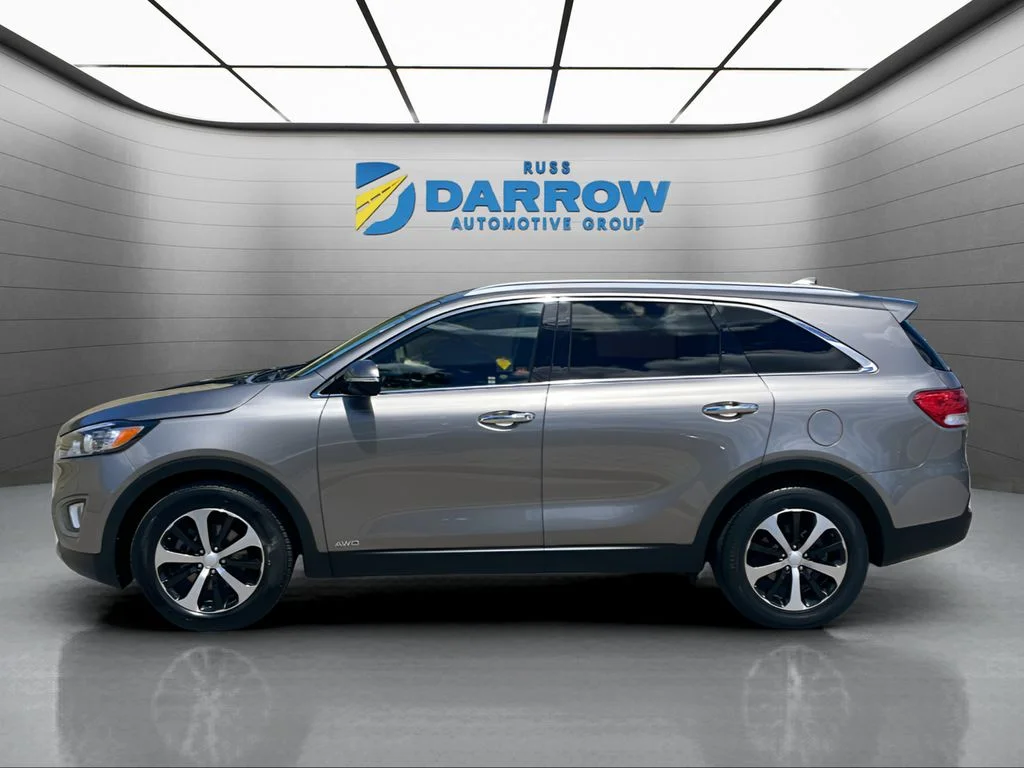 Used 2016 Silver Kia EX image 2