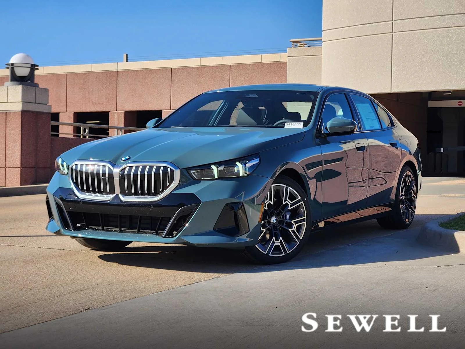 2026 BMW 530i 530i