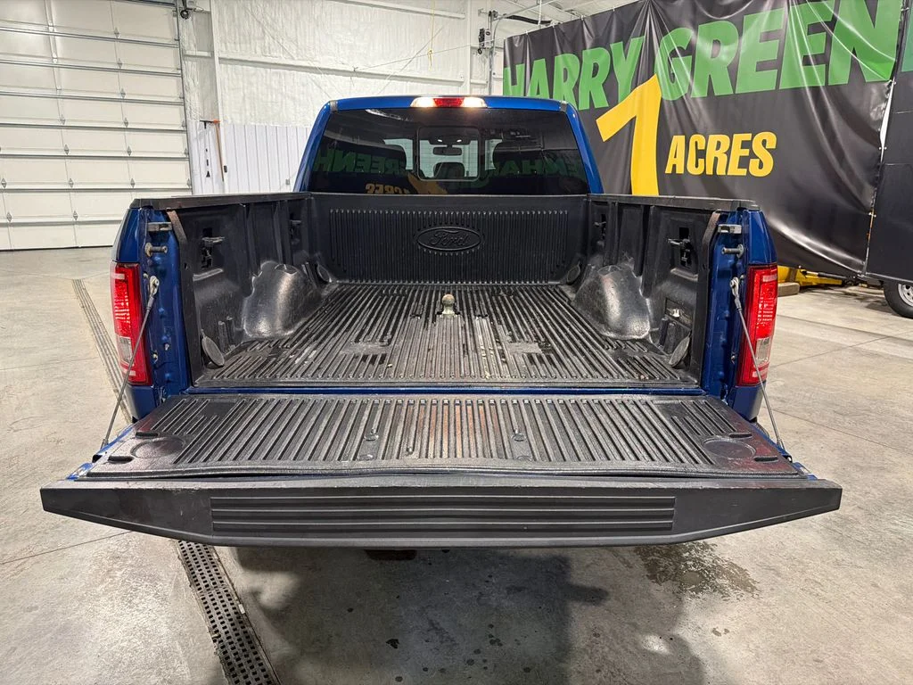 Used 2017 LIGHTNING BLUE Ford XLT image 39