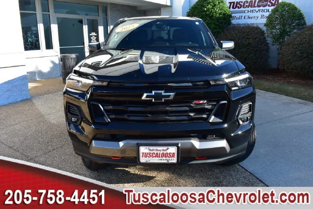 Used 2025 Black Chevrolet Z71 image 4