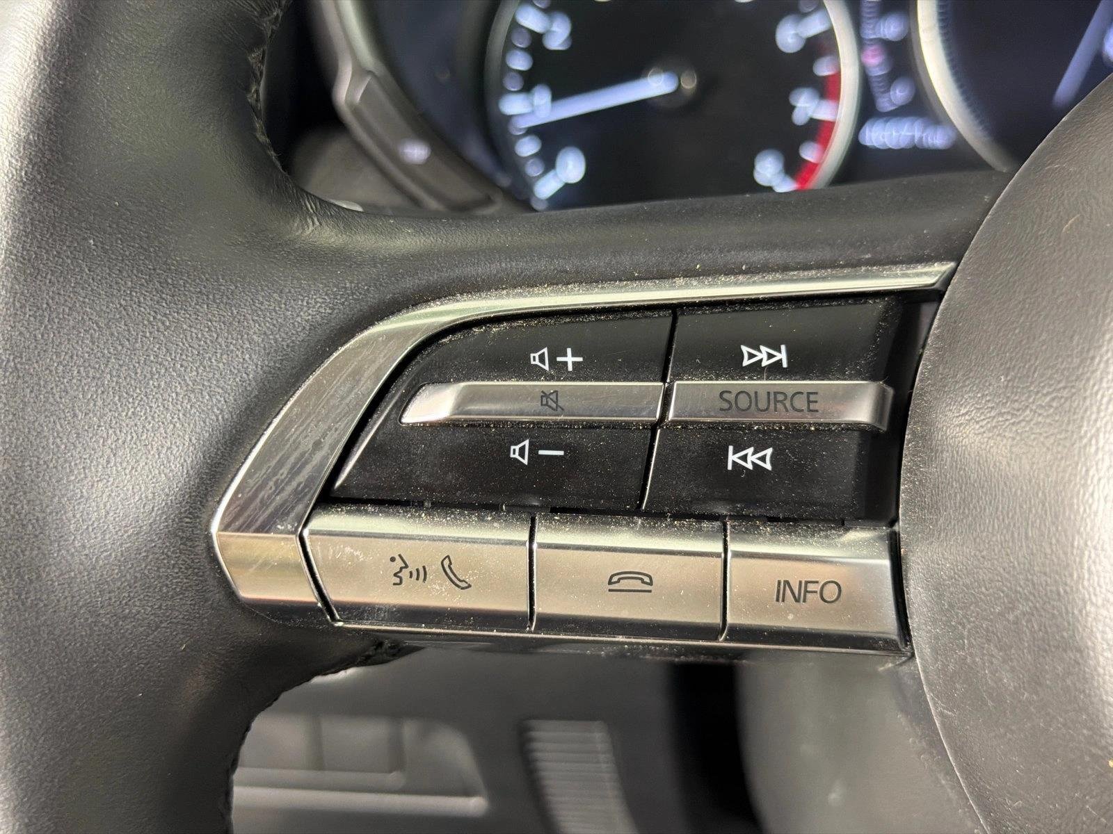 Used 2025 Wind Chill Pearl Mazda 2.5 S Preferred Package image 25