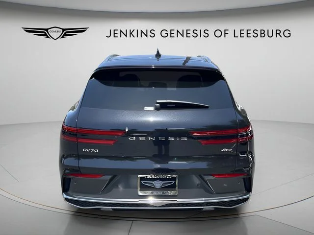 Used 2026 Black Genesis 2.5T Select image 4