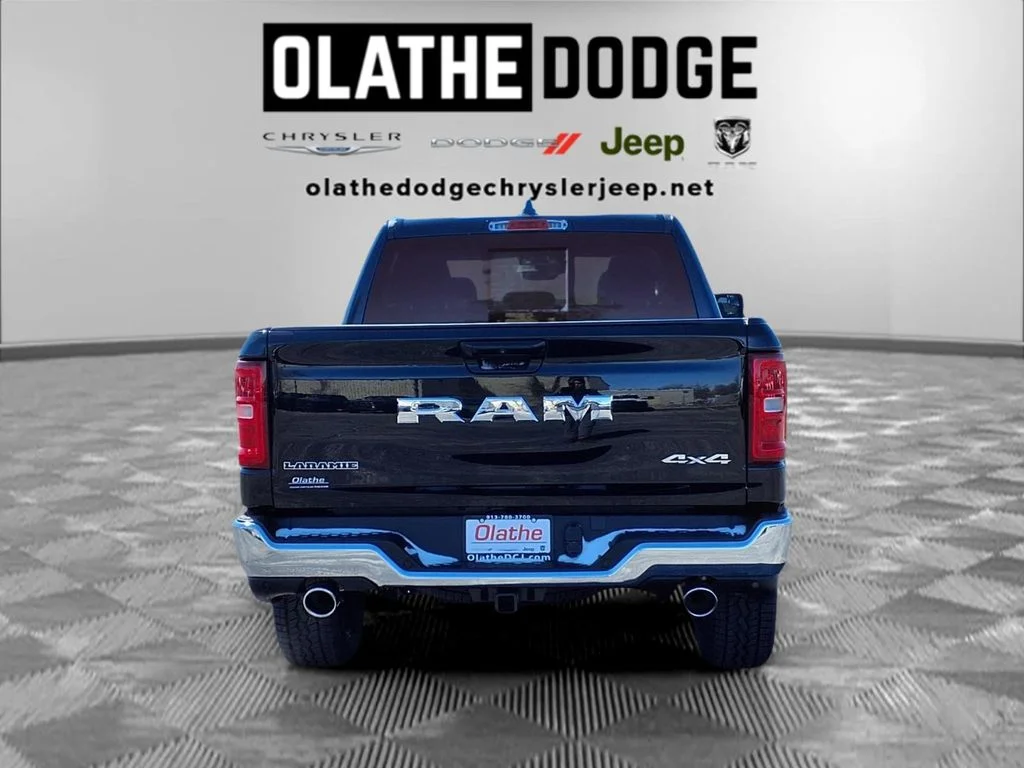 New 2026 Diamond Black Crystal Pearl-Coat Exterior Paint RAM Laramie image 25