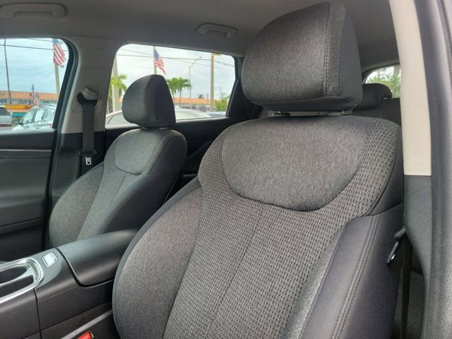 Certified Used 2023 Gray Hyundai SE image 13