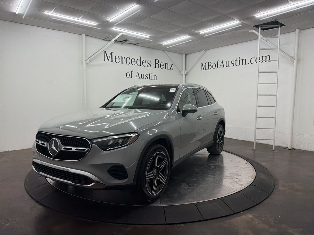 Used 2026 White Mercedes-Benz GLC 300 image 3