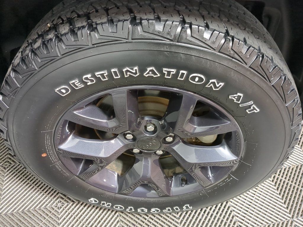 Used 2019 Sting-Gray Clearcoat Jeep Upland image 17