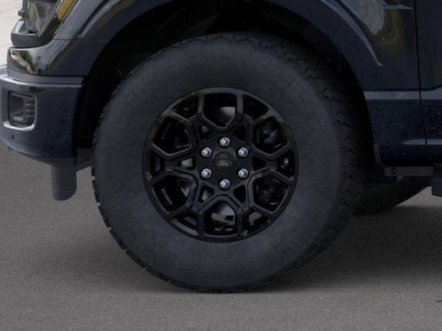 New 2026 Agate Black Metallic Ford XLT image 41