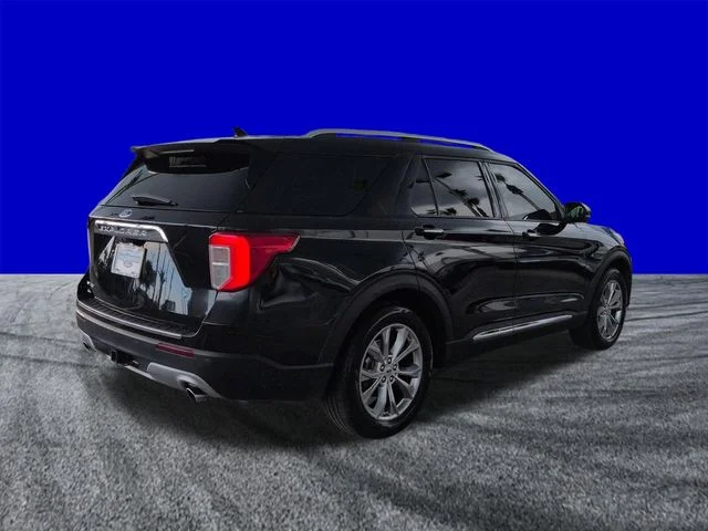 Used 2020 Black Ford Limited image 4