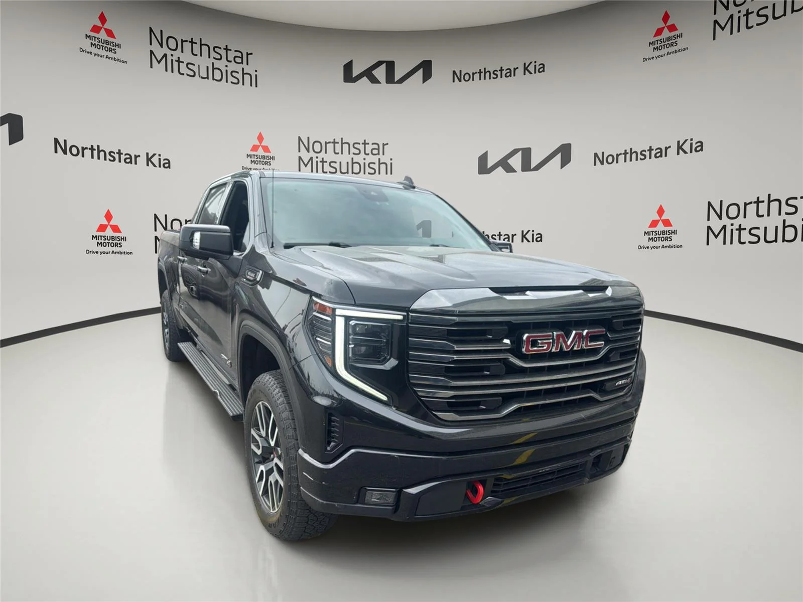 Used 2022 Onyx Black GMC AT4 image 8