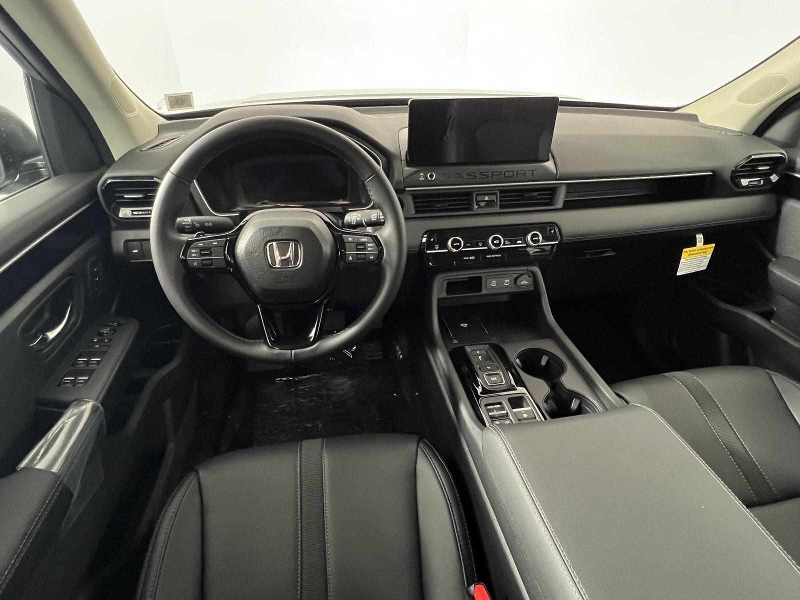 New 2026 Sonic Gray Pearl Honda RTL image 18