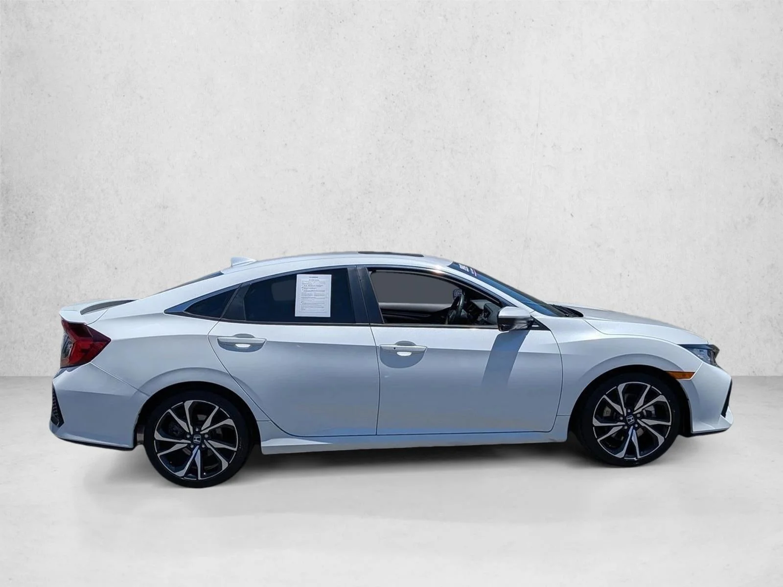 Used 2019 Platinum White Pearl Honda  image 4