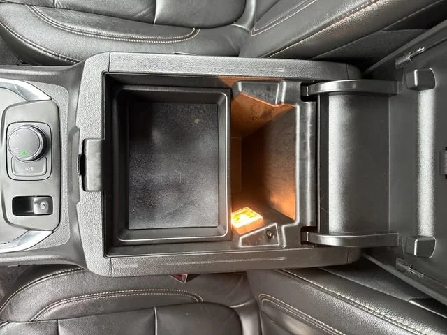 Used 2019 Graphite Metallic Chevrolet LT Leather image 26