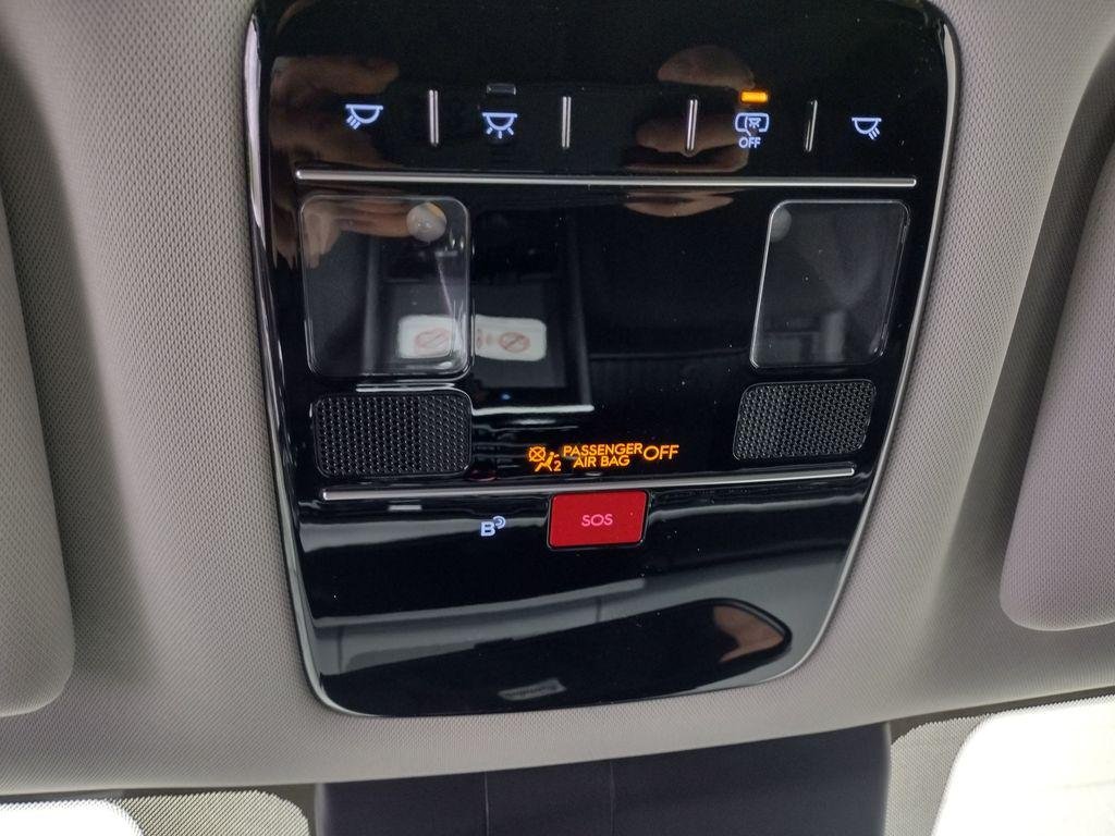 New 2026 Gray Hyundai SE image 32